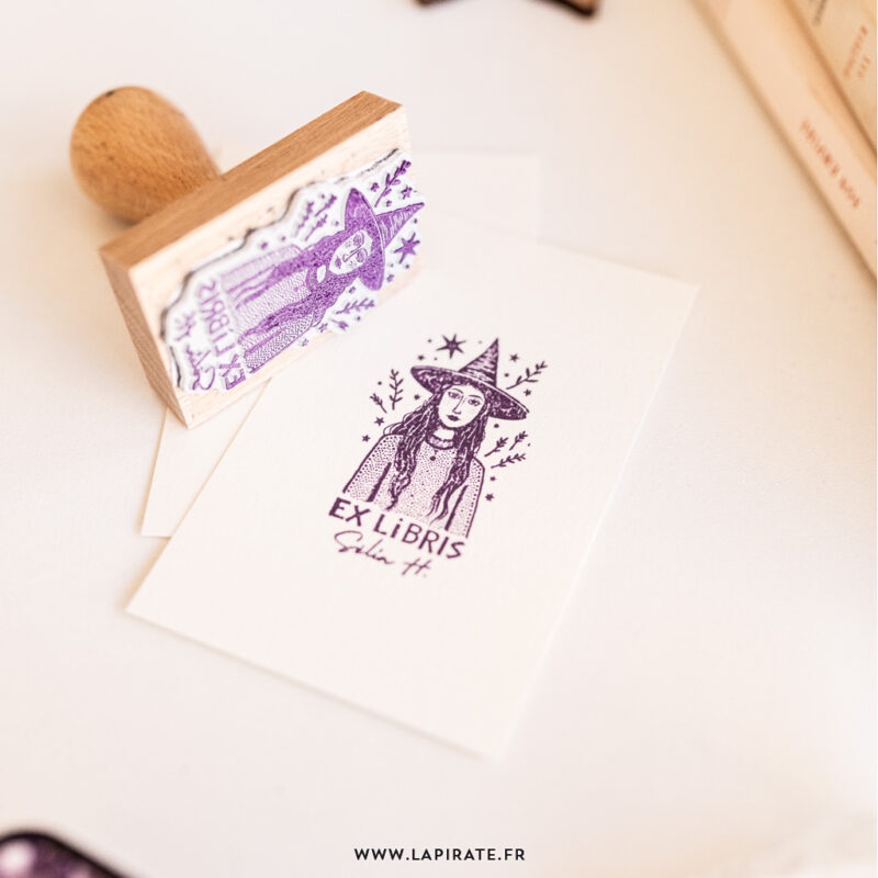 Tampon ex libris Witch à personnaliser, tampon ex libris magie, wicca, samain, samhain - Idée cadeau originale - La pirate